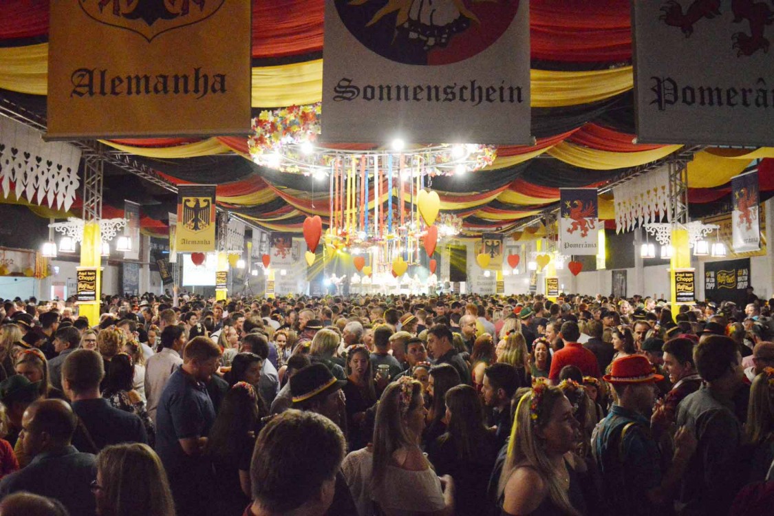 Südoktoberfest tem entradas sociais em prol da Santa Casa